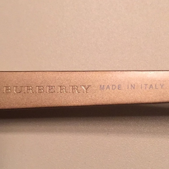 Burberry Sunglasses - Picture 8 of 8